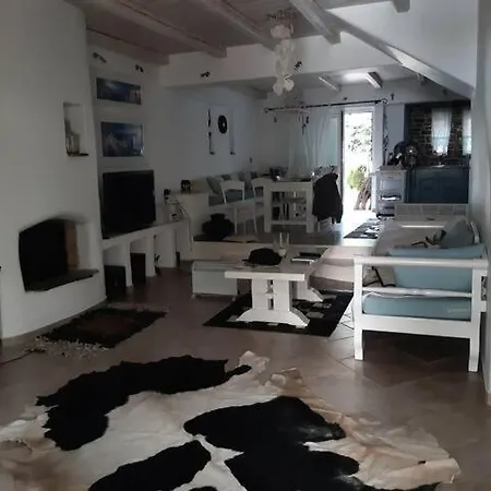 别墅 Mykonos 圣塞多罗伊